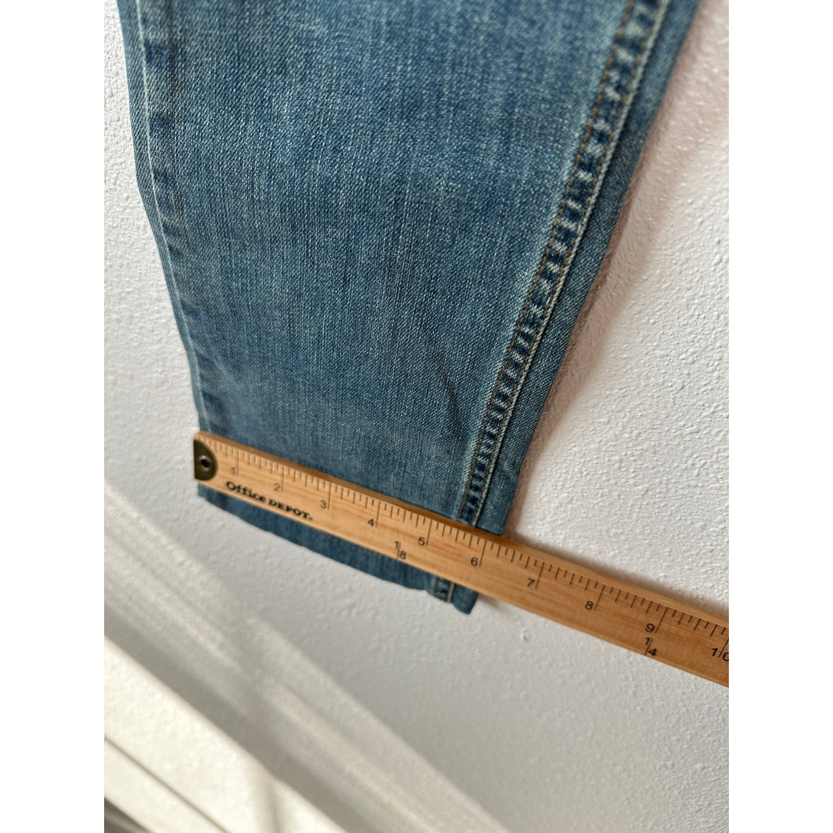 VINTAGE Volcom Stix Skinny Jeans Medium Wash Bleached Distressed Patched Denim