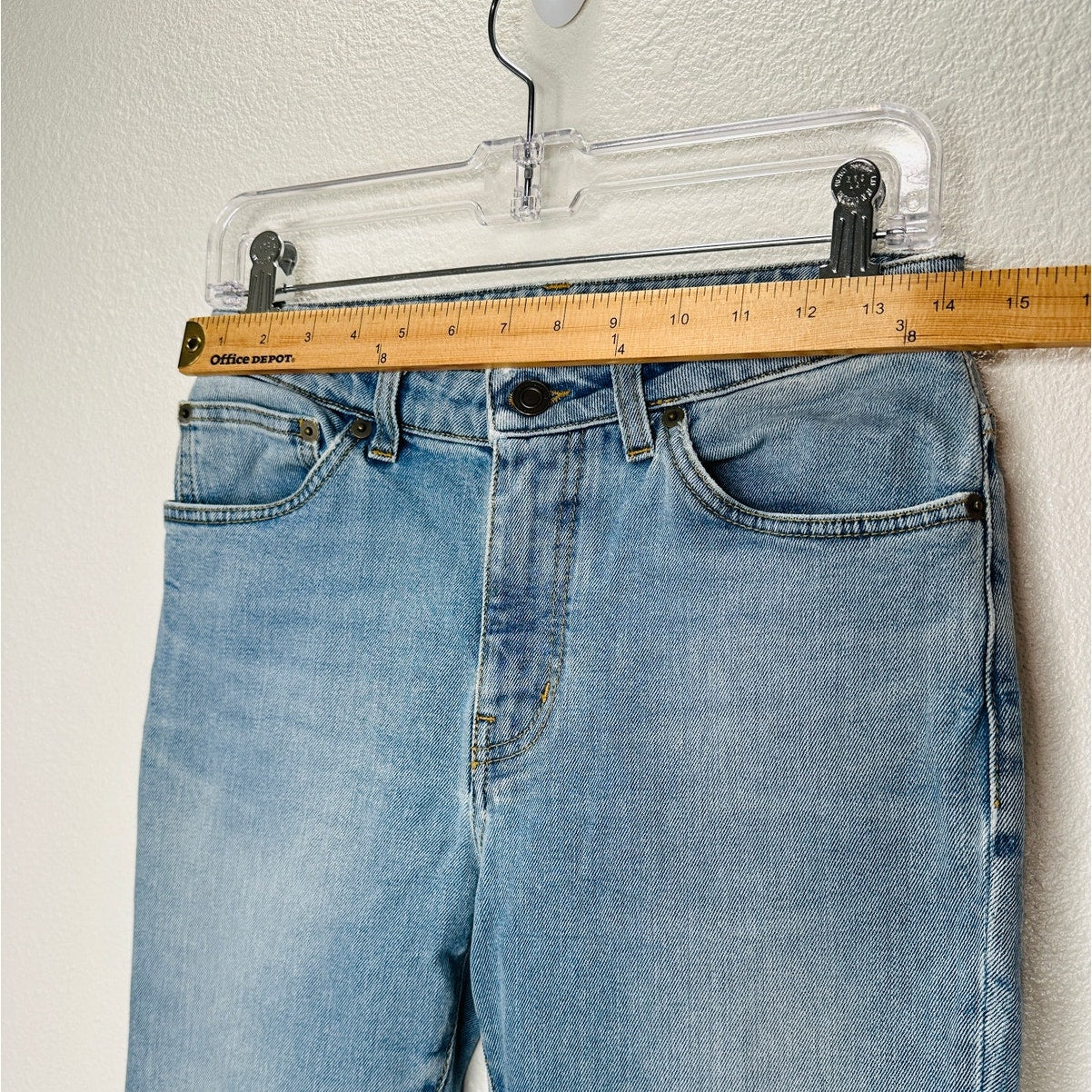 Saint Laurent Medium Light Blue Distressed Knee Slim Skinny Jeans 29