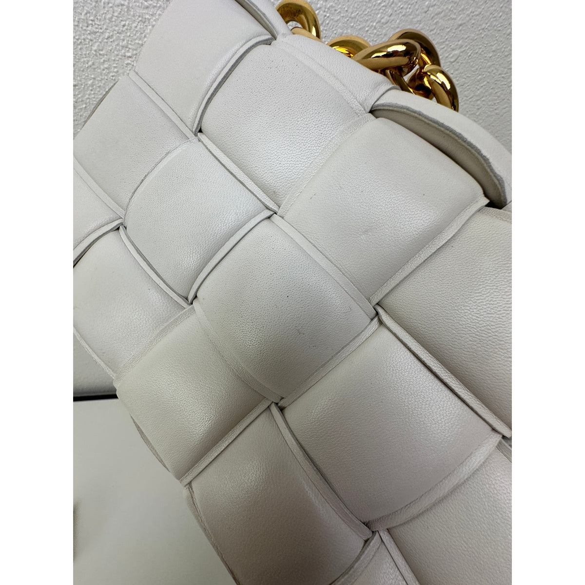 Bottega Veneta Chain Cassette Padded Lambskin Off White Gold Chain Bag