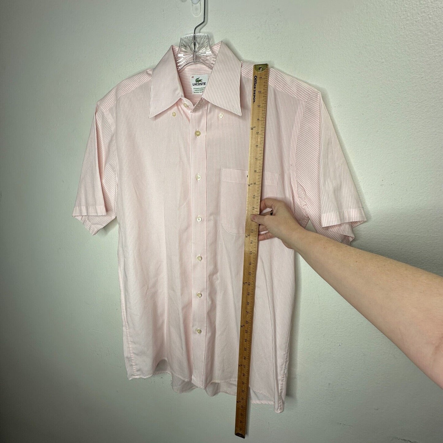 Lacoste Pink & White Pinstripe Short Sleeve Casual Button Front & Collar 40