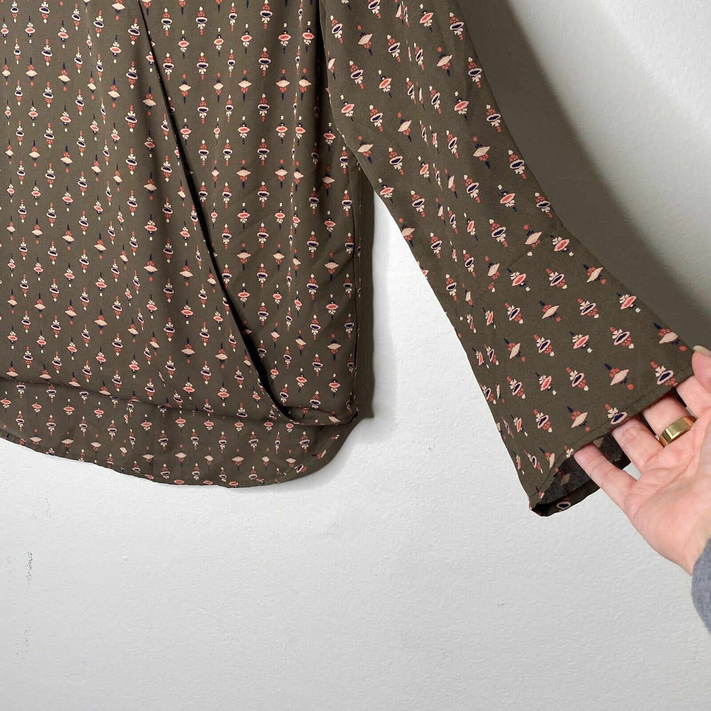 Allison Joy Faux-Wrap Brown Pink Blue Floral Print Design Long Sleeve Blouse XS