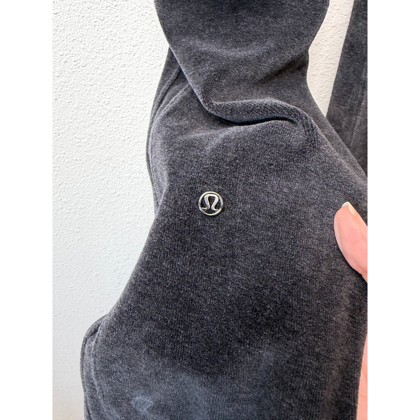 Lululemon Velour Jogger Pants Dark Gray Women's Size 2