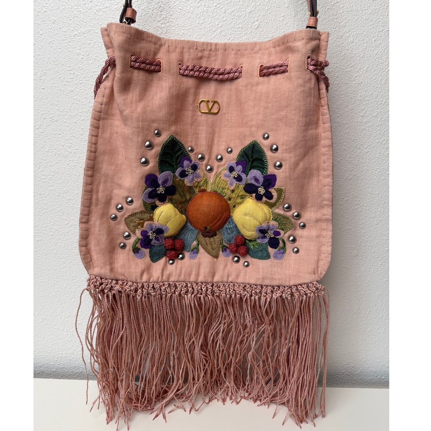 NWOT Valentino Garavani Nellcôte Pink Linen Floral Fringe Crossbody Bag