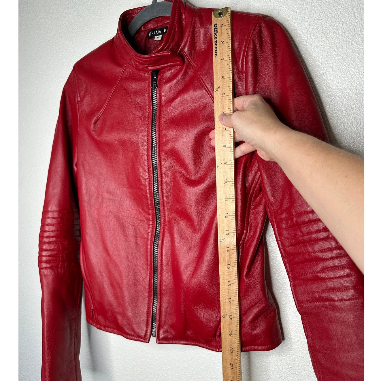 William B Cherry Red 100% Leather Moto Jacket Front Zip Silk Lining S