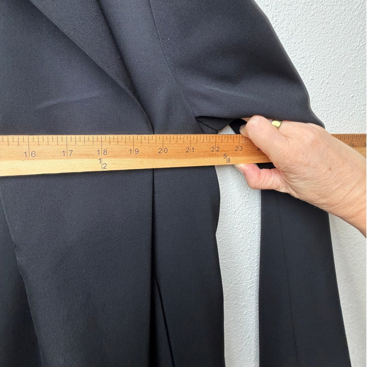NWT Yves Saint Laurent Black Virgin Wool Hooded Long Coat Unisex Size 40
