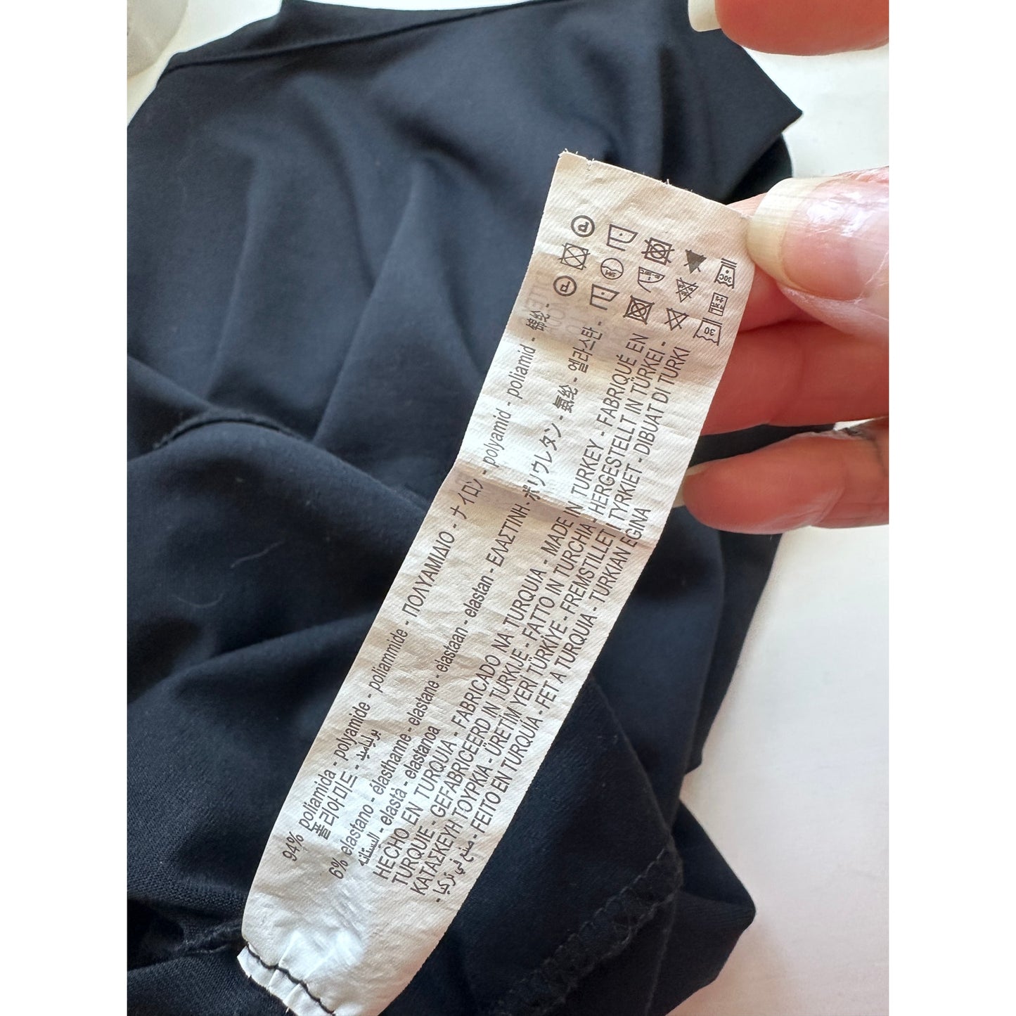 ZARA Black Stretchy Tank Top M – Scoop Neck Sleeveless Fitted Basic