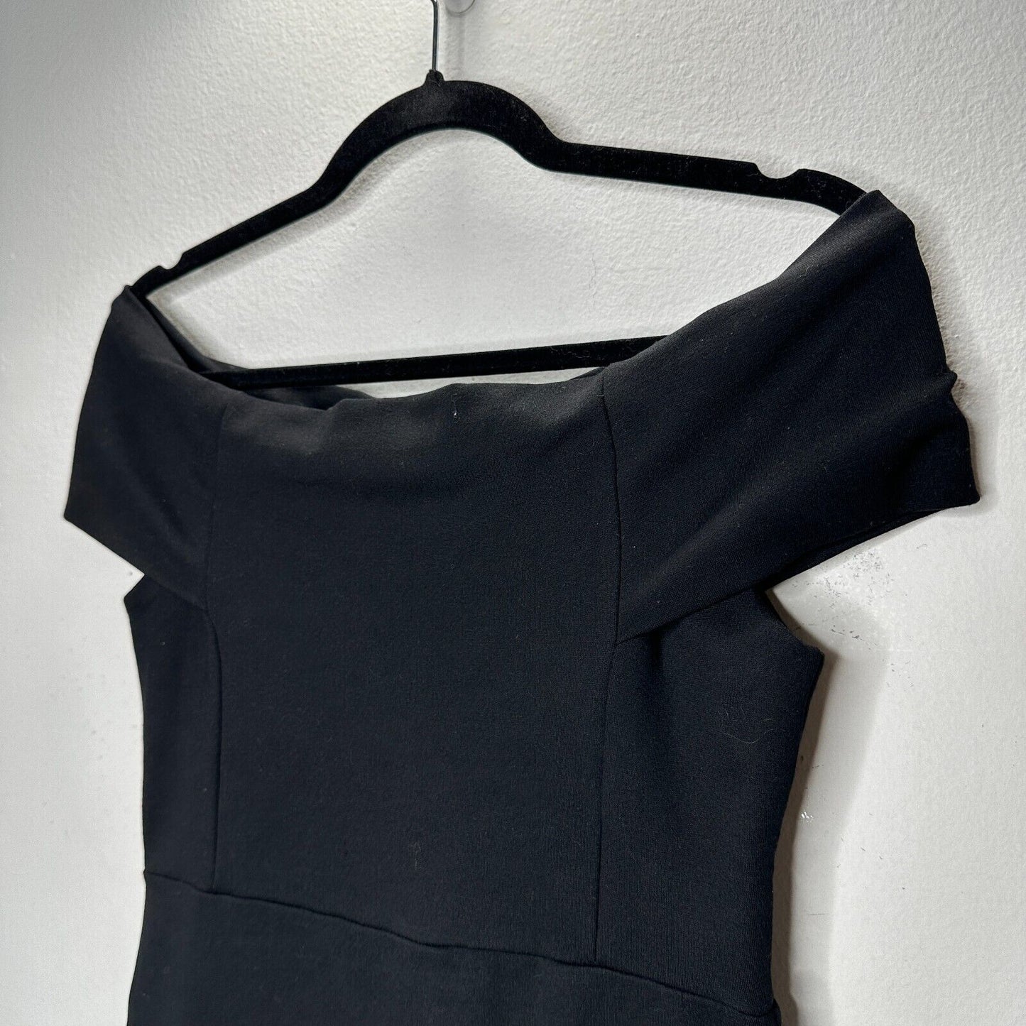 Zara Sexy Black Off-Shoulder Bandeau Style bodycon Dress Stretchy Medium