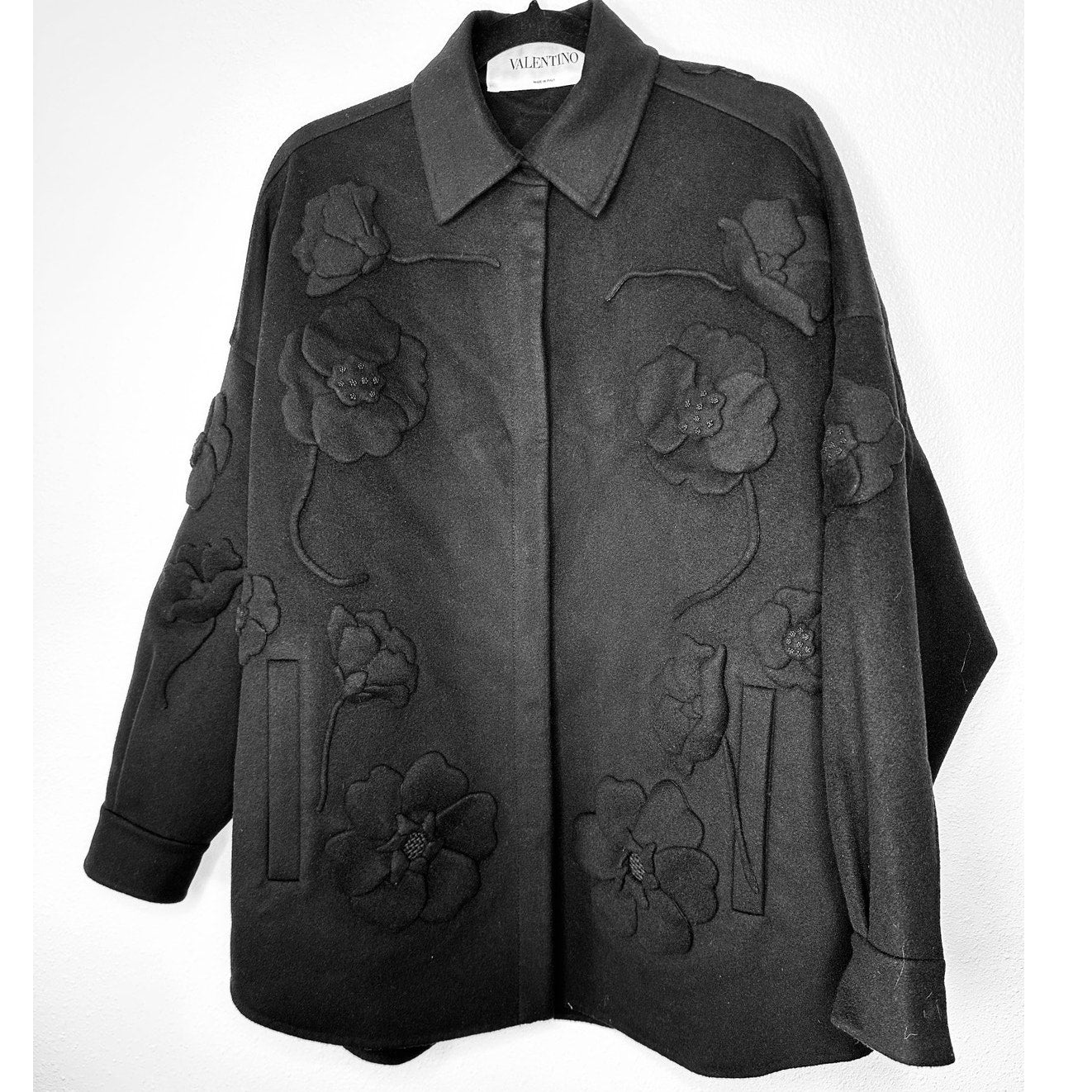 Valentino Garavani Black Wool-Cashmere Floral Applique Jacket