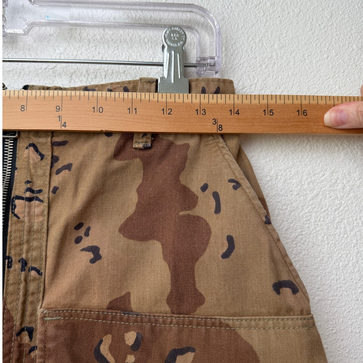 RE/DONE Womens Desert Camo Zip Utility Mini Skirt XS