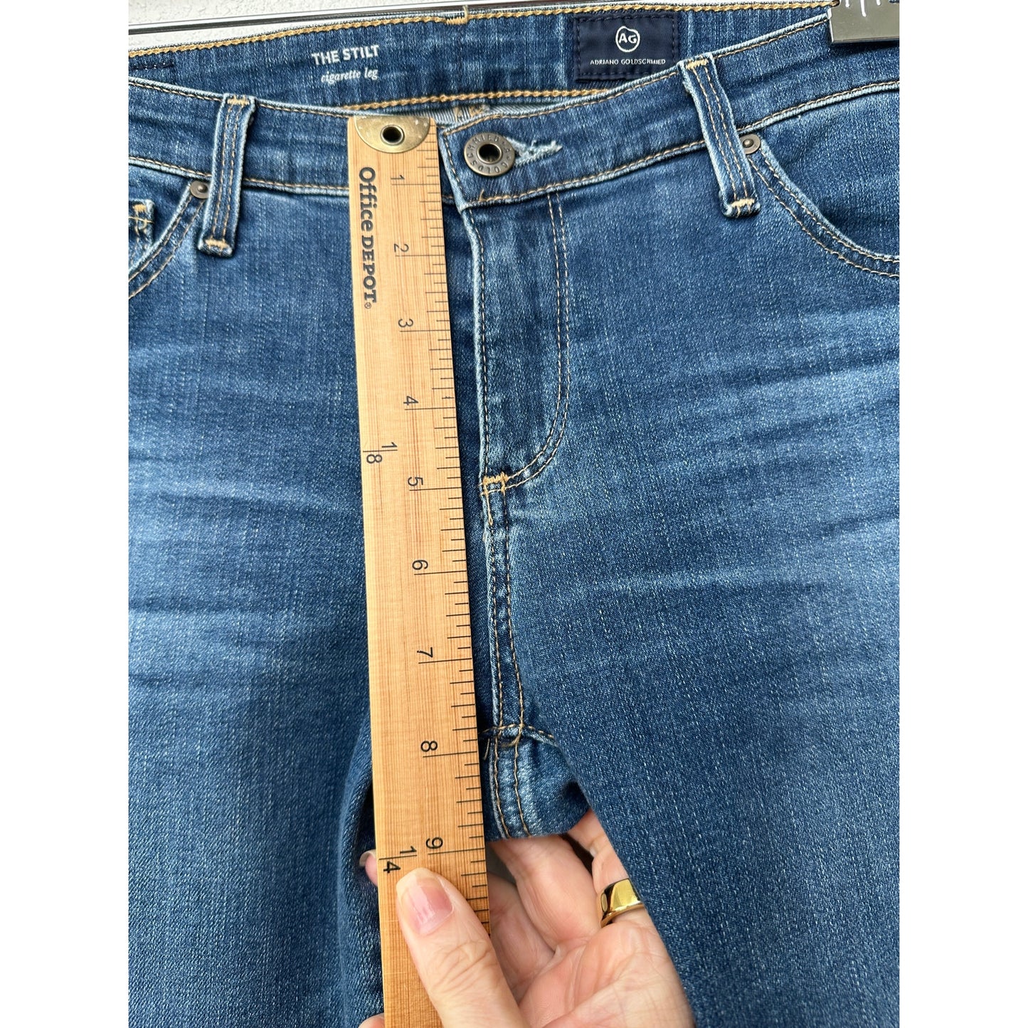 AG The Stilt Jeans Medium Wash Women US 28 Cigarette