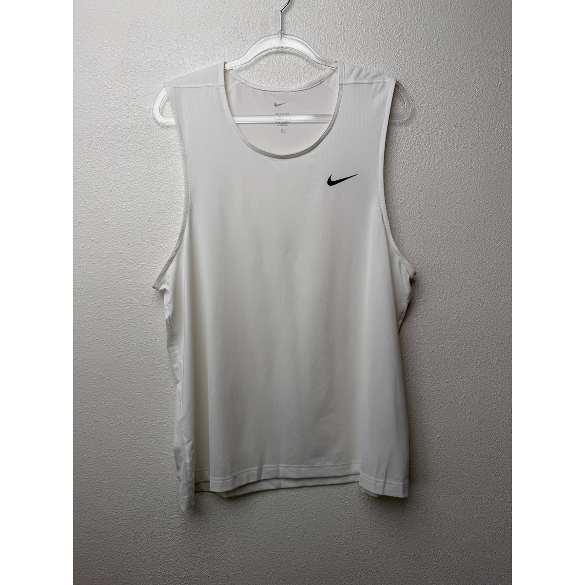 Nike Dri-FIT White Training Tank Men L