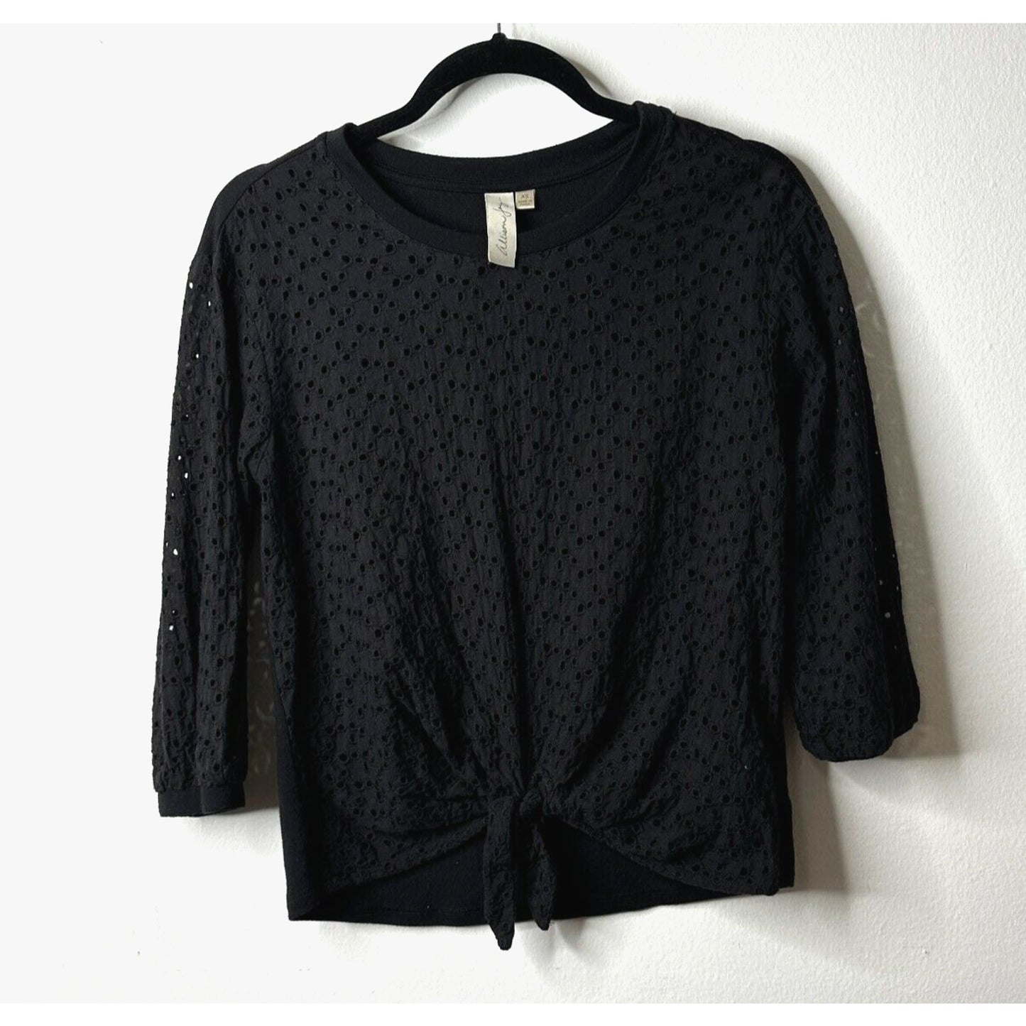 Allison Joy Black Eyelet Lace Front Tie 3/4 Sleeve Round Neck Blouse XS