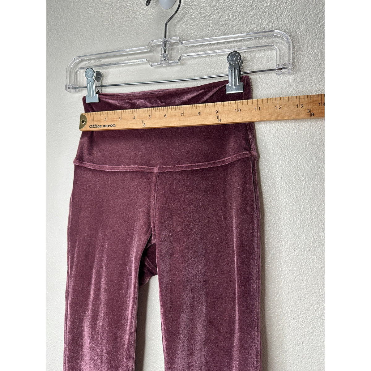 Lululemon Plum Purple Velvet Velour Leggings Yoga Pants Size 2