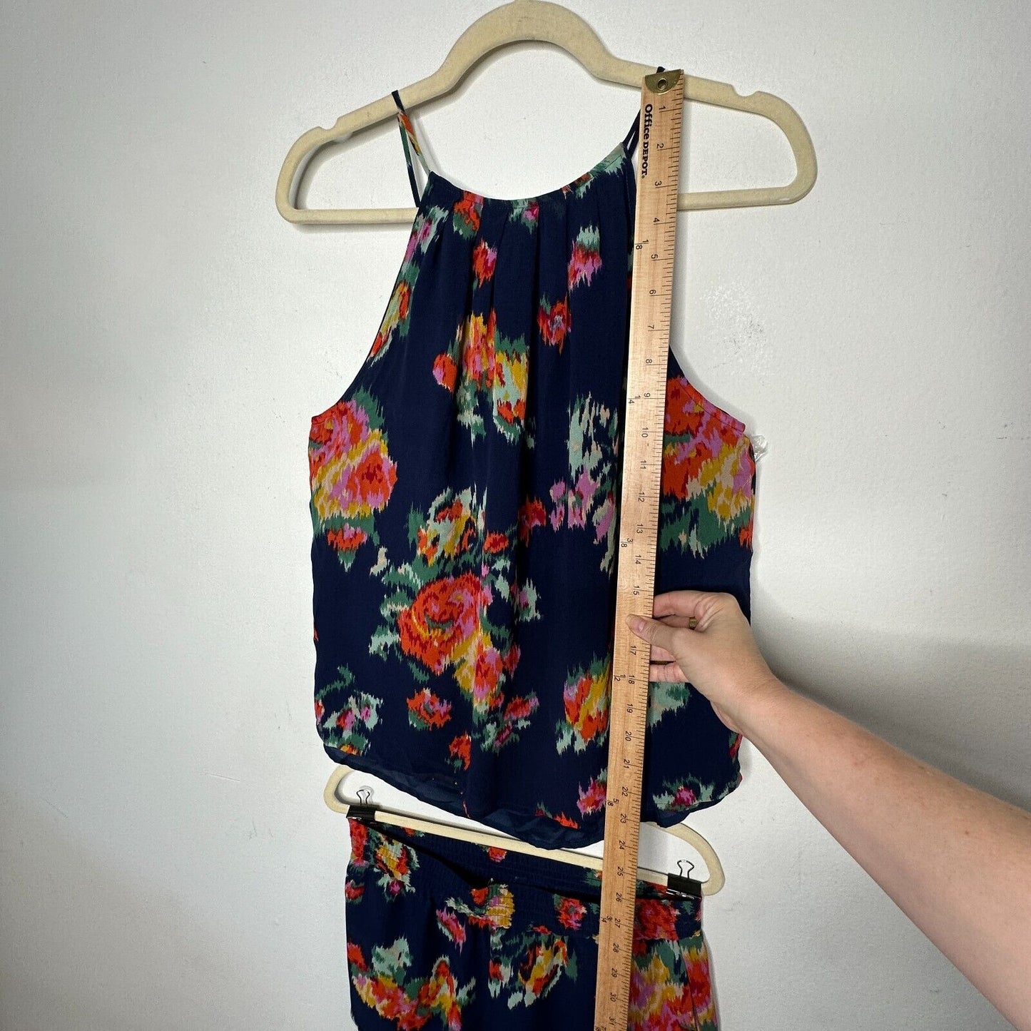 Joie Navy Anatase 2pc SET Floral Print Silk Top ( S ) Lanina Floral Short ( M )