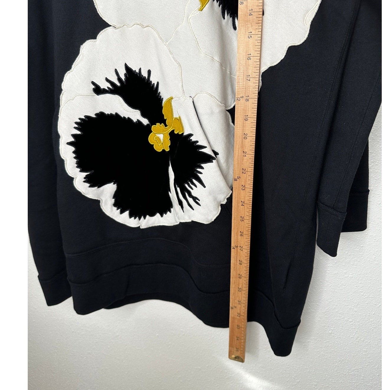 Valentino Garavani Black Hoodie Embroidered White Pansy Patches M