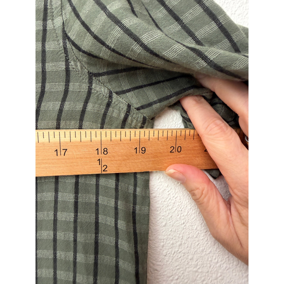 Cloth and Stone Green Plaid Puff Sleeve Linen Buttondown Women's US S