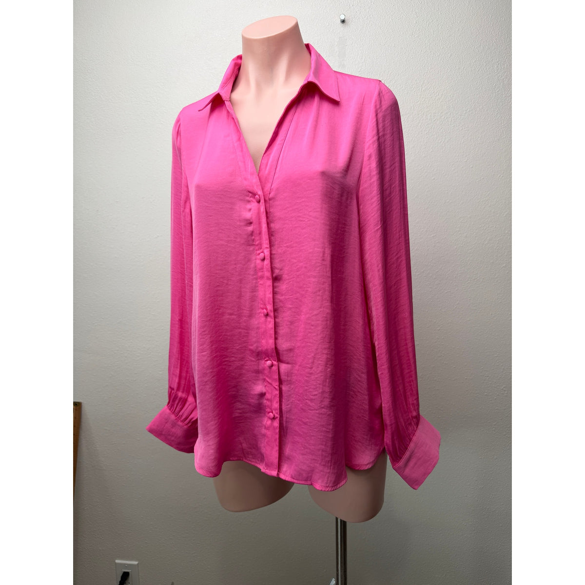 NWT Naked Zebra Fuchsia Satin Blouse Women M