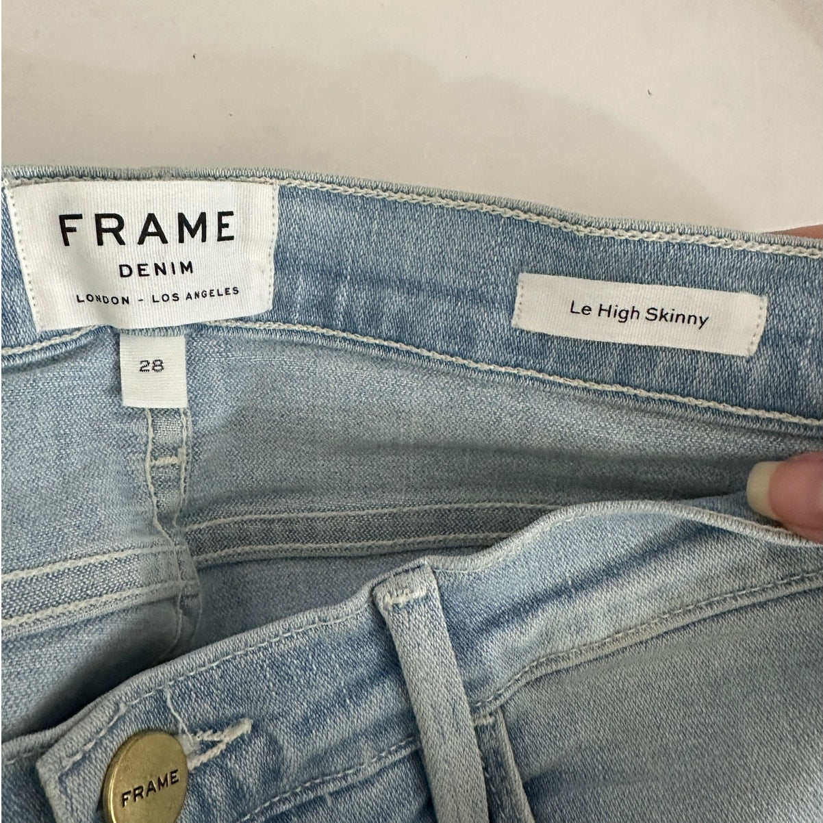 Frame Light Blue Wash Distressed Le High Skinny in Rush Jeans 28