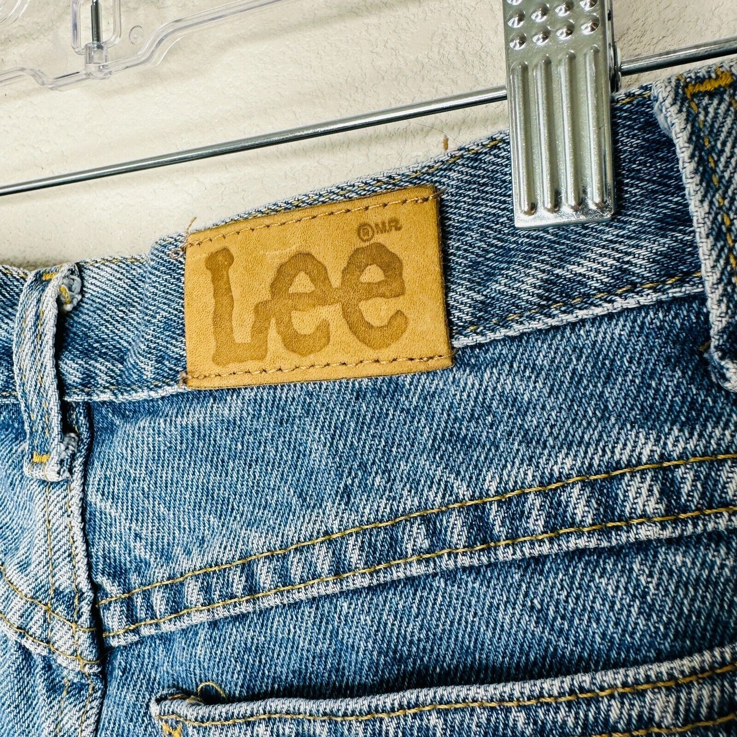 Lee Light Medium Blue Wash High Waist Raw Hem High Rise Jean Shorts 10