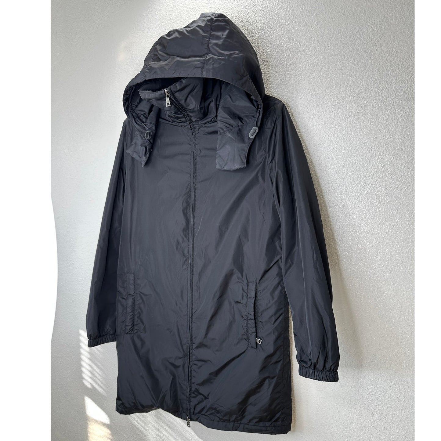 Prada Men's Black Polyester Hooded Long Line Rain Jacket 42 / L