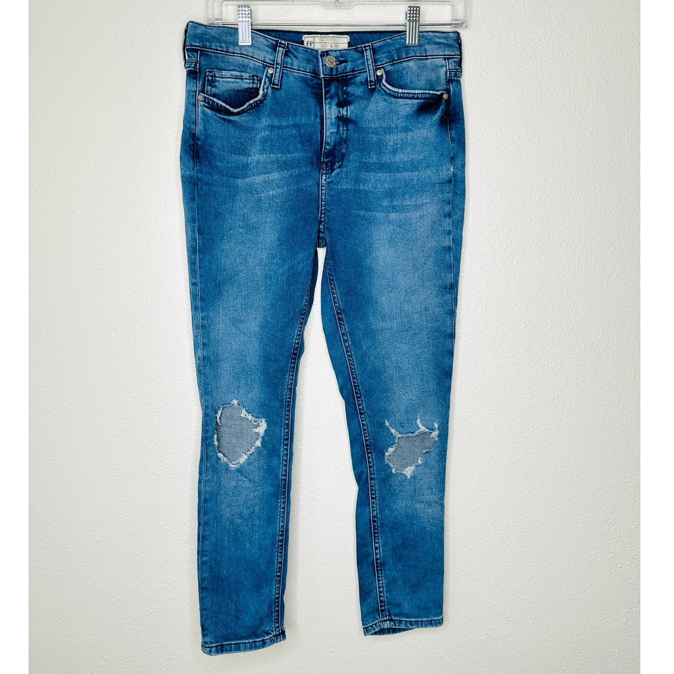 Free People Medium Wash Distressed Knee High Waist Skinny Jeans 29