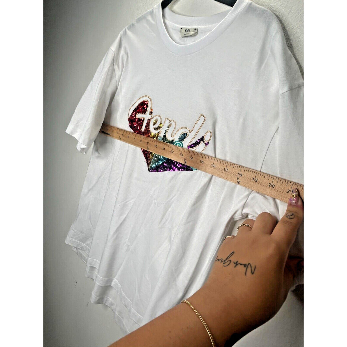 Fendi White Short Sleeve Round Neck Rainbow Sequined Fendi Roma Graphic Tee L