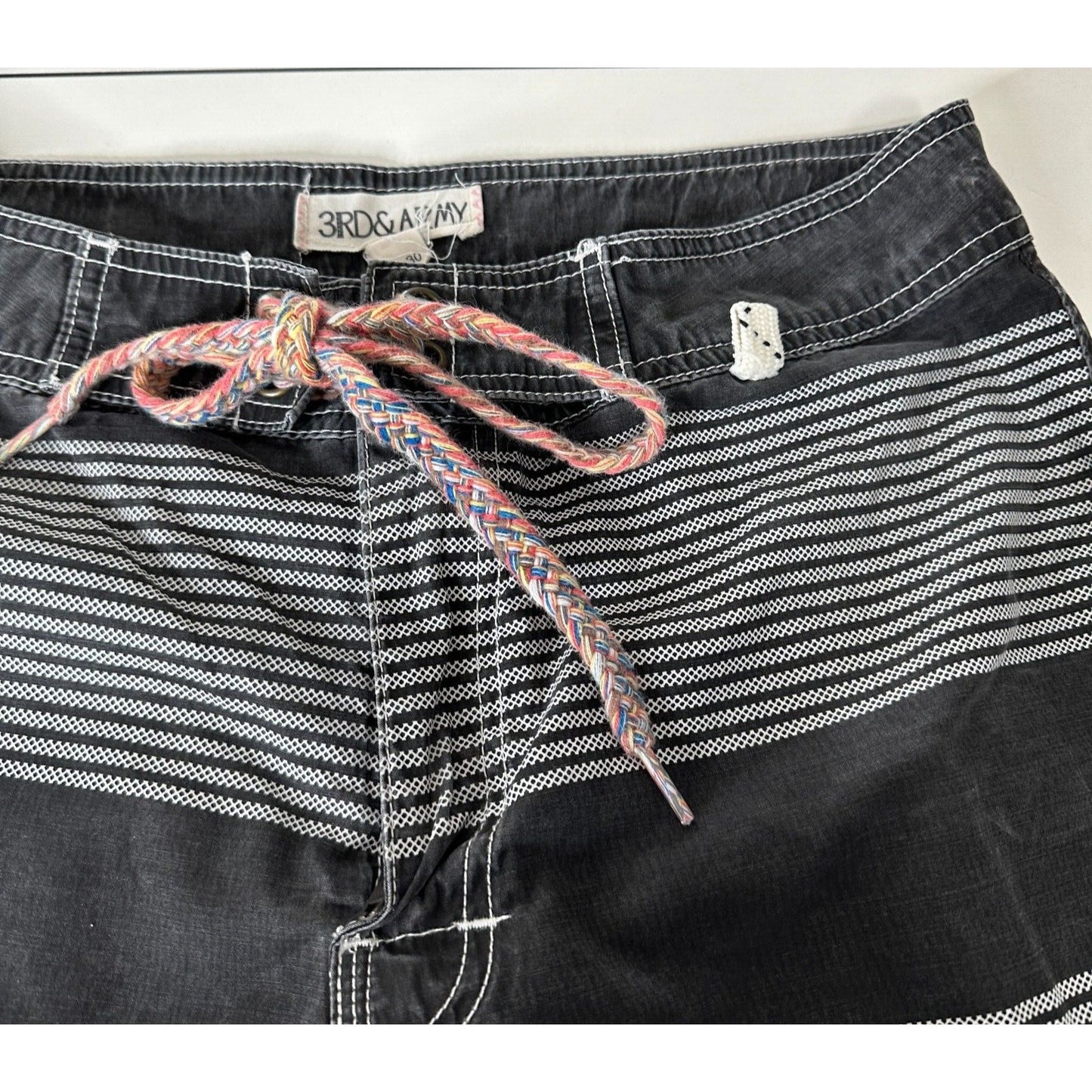 3rd & Army Mens Black & White Stripe Tie Waist Back Button Pocket Board Short 30