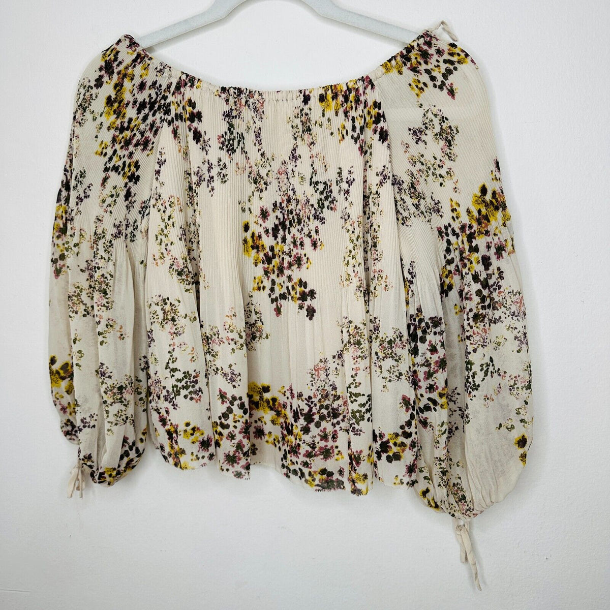 Aritzia Wilfred Talence Cream and Multi Floral Silk Pleated Off Shoulder Top XS
