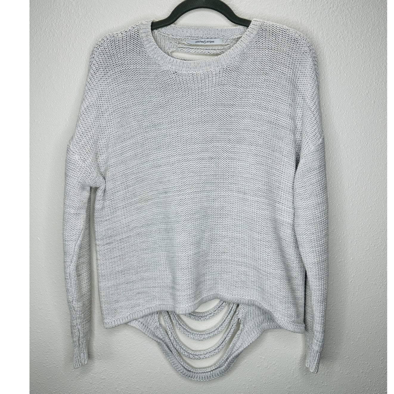 Stitches & Stripes Light Gray Crew Neck Distressed Back Sweater XLP