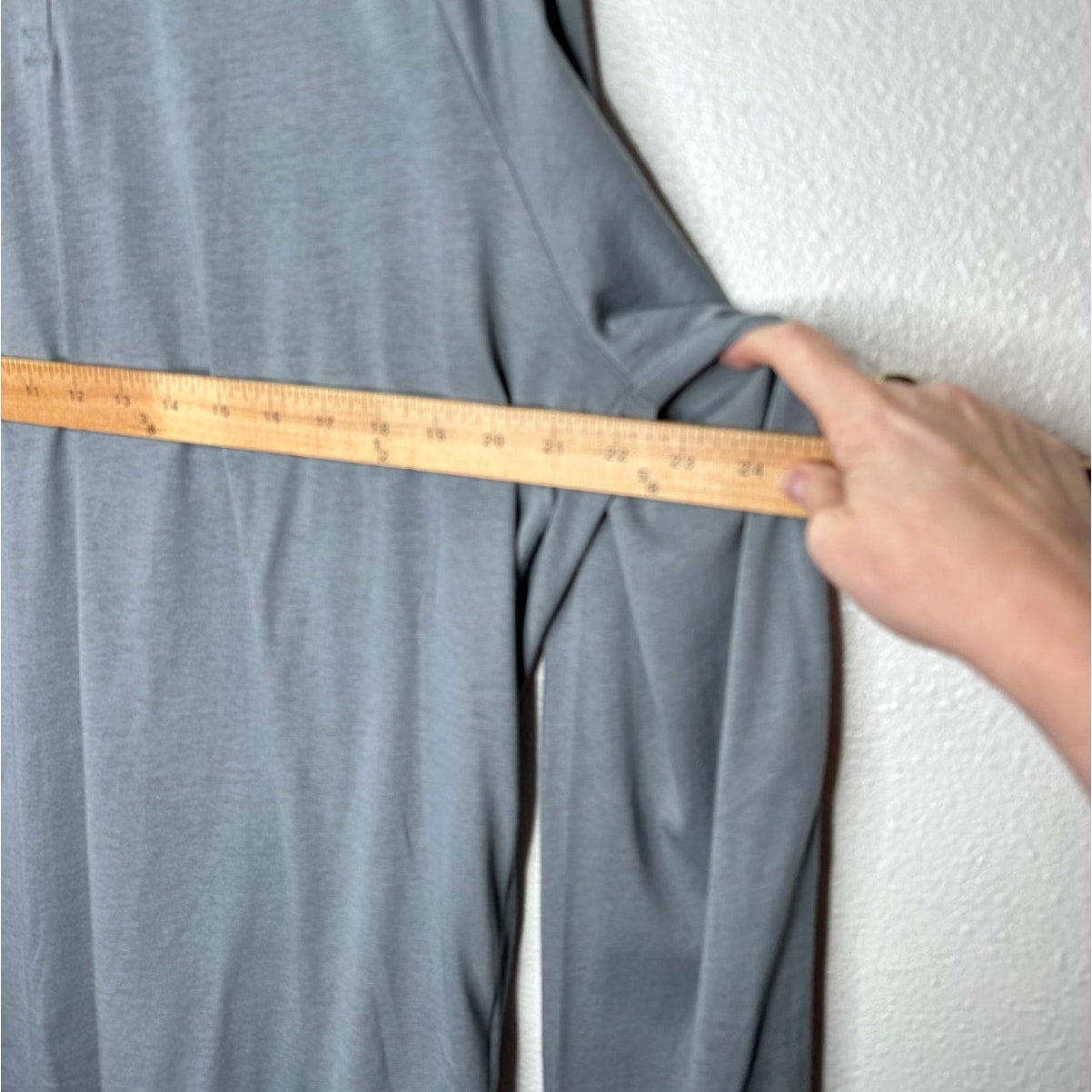 Alternative Earth Ocean Gray Raglan Sleeve Round Neck Henley Tee XL