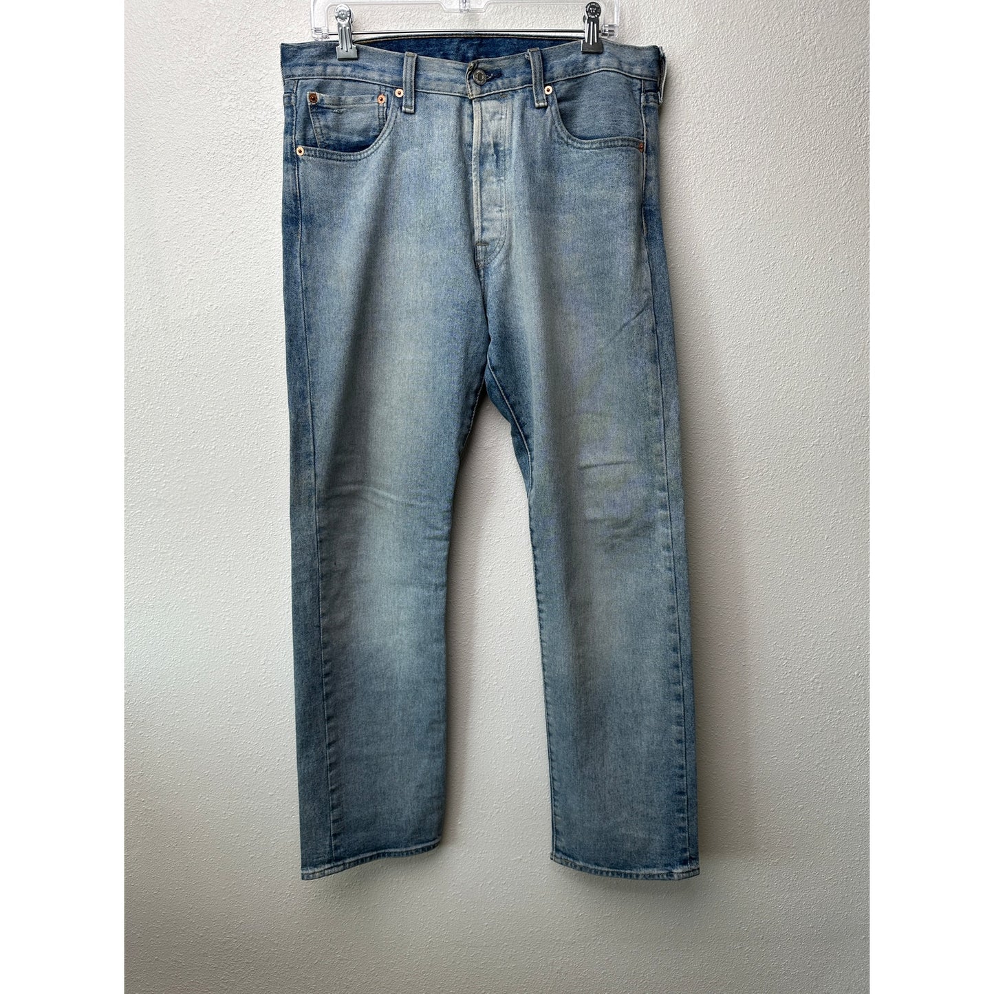 Levi's 501 Original Fit Lightweight Jeans Medium Wash Men's 33x32