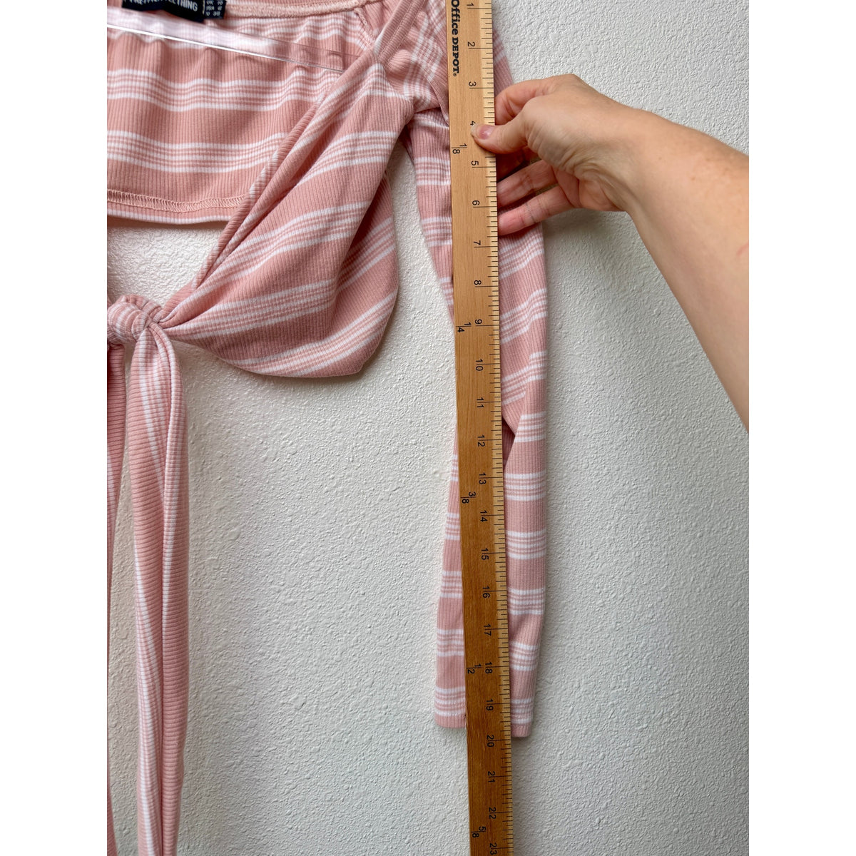 PrettyLittleThing Peach Stripe Tie Crop Top Womens US 6