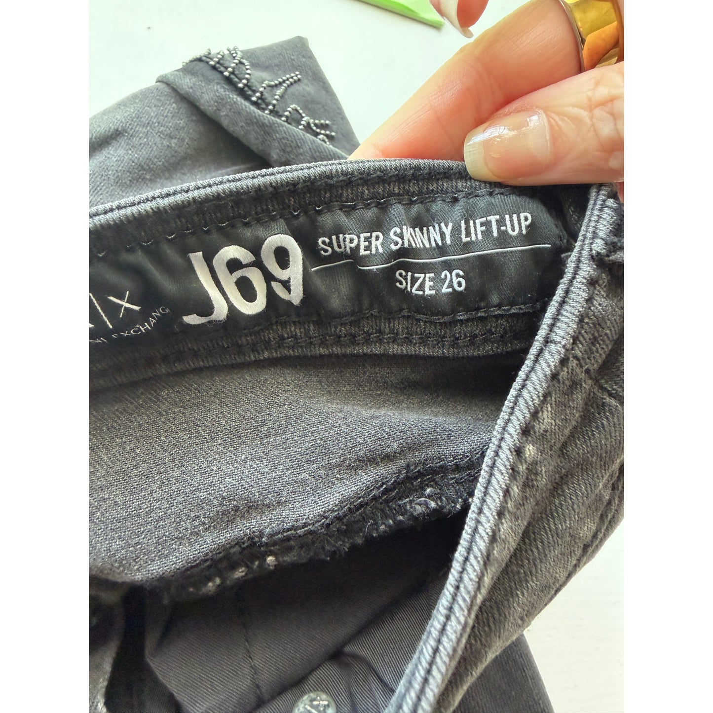 NWOT Armani Exchange J69 Gray Super Skinny Women's Jeans 26