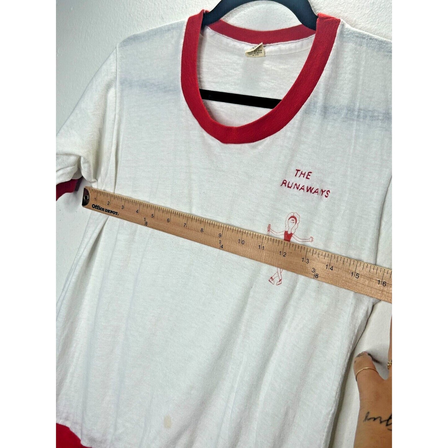 Vintage Screen Stars White Tee Red Ringer 70's 80's The Runaways Graphic T Shirt