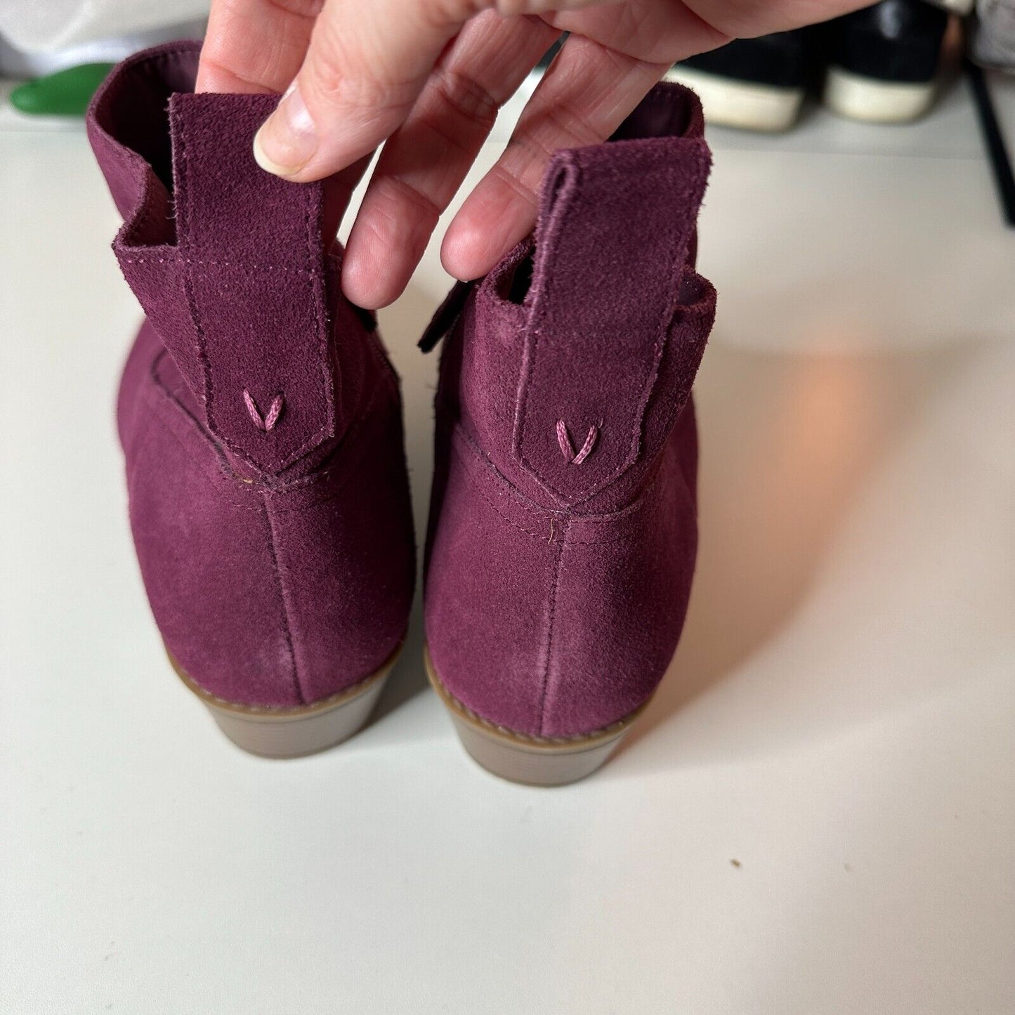 Vionic Vera Chic Eggplant Purple Sueded Ankle Boots Side Zipper Low Heels 8.5