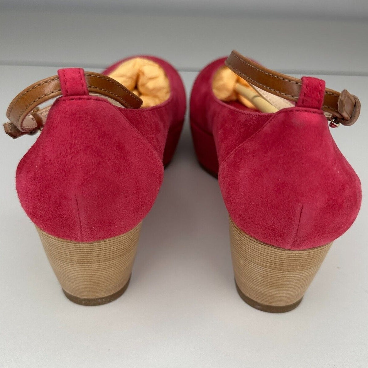 Tod's Deep Pink Suede Ankle Strap Ballerina Style Round Toe Wedge Shoes 38 / 8