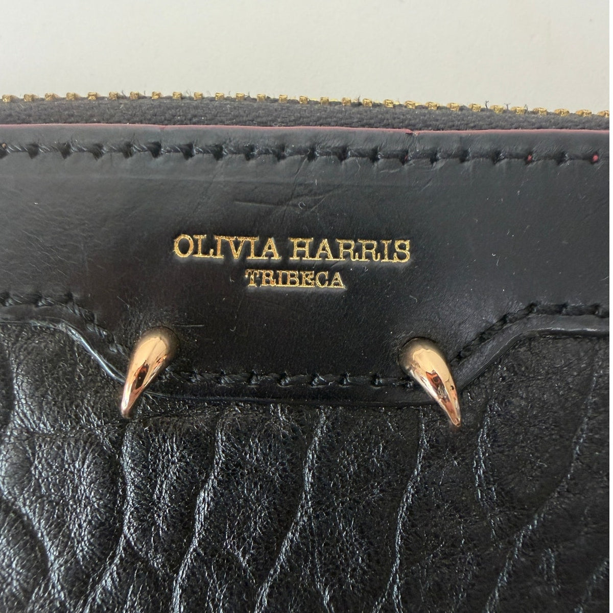 NWT Olivia Harris Gahan Black Zip Wallet Women's