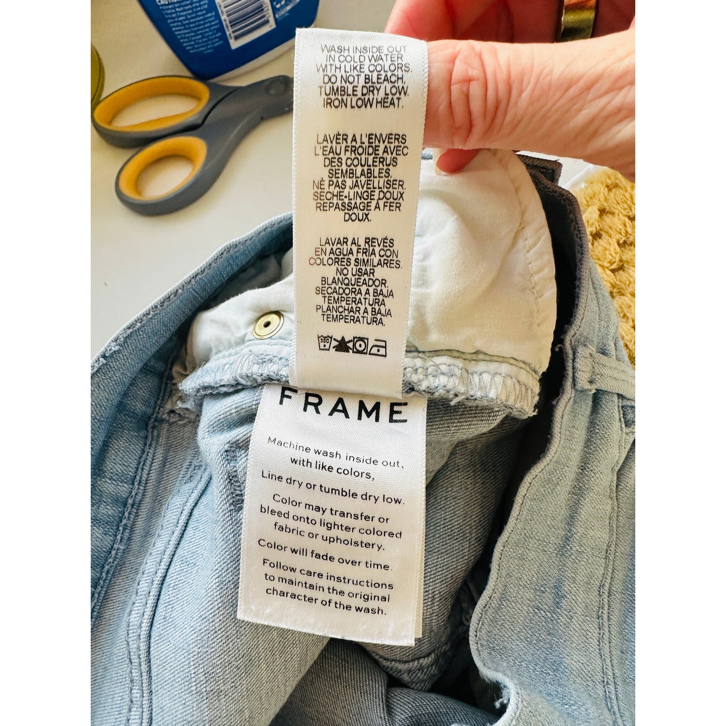 Frame Light Wash Ali High-Rise Cigarette Denim Jeans 28