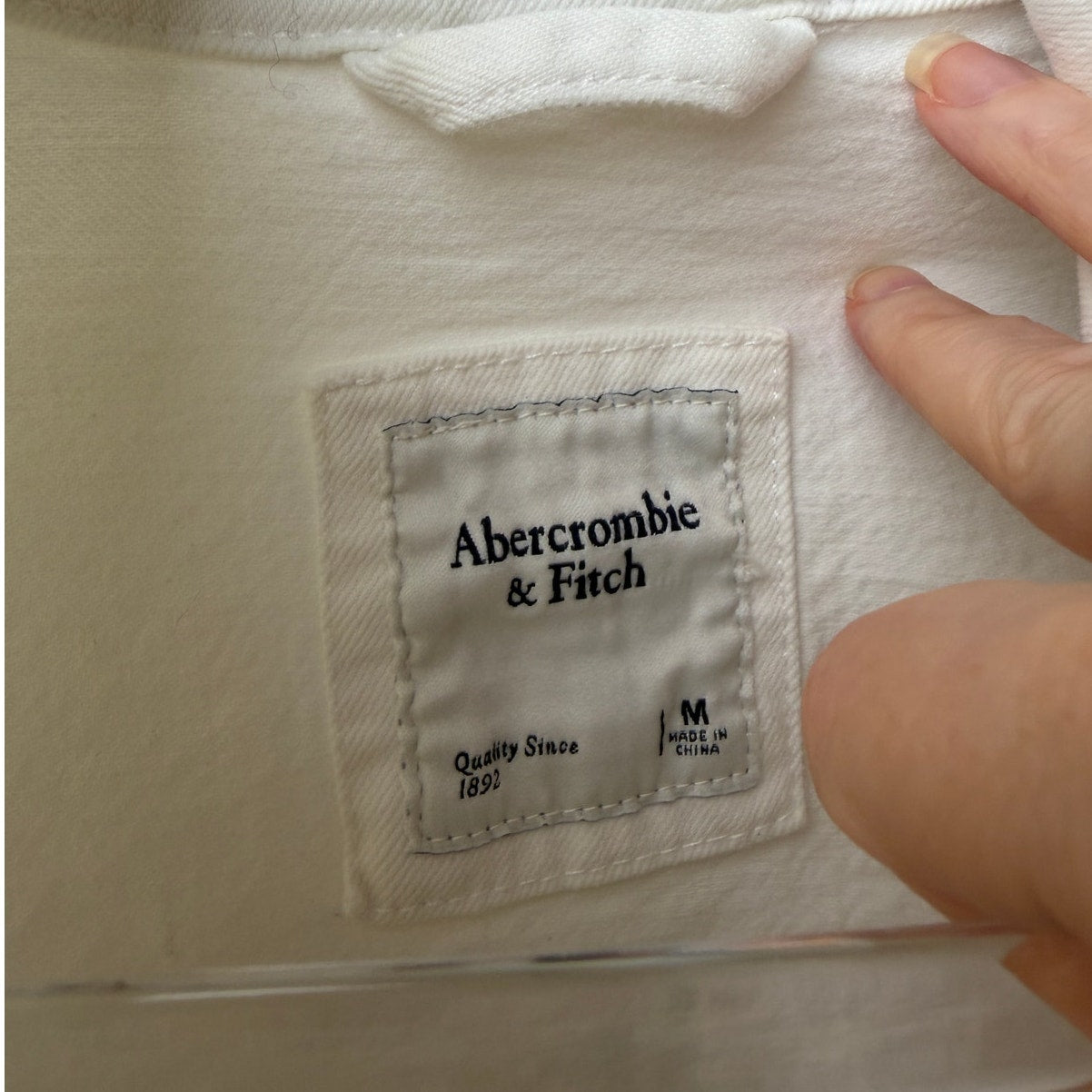 Abercrombie & Fitch White Cropped Zip Front Denim Jacket Size M