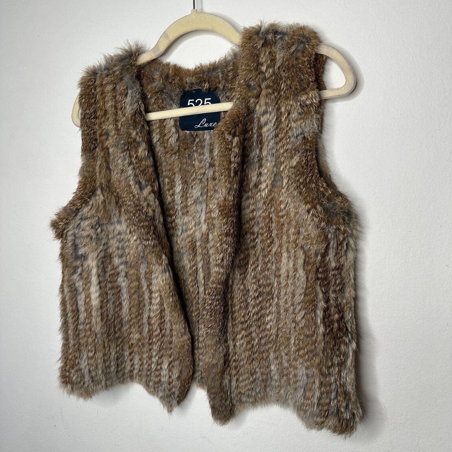 525 America Soft Luxe Genuine Rabbit Fur Sleeveless Open Vest Brown Cream Medium