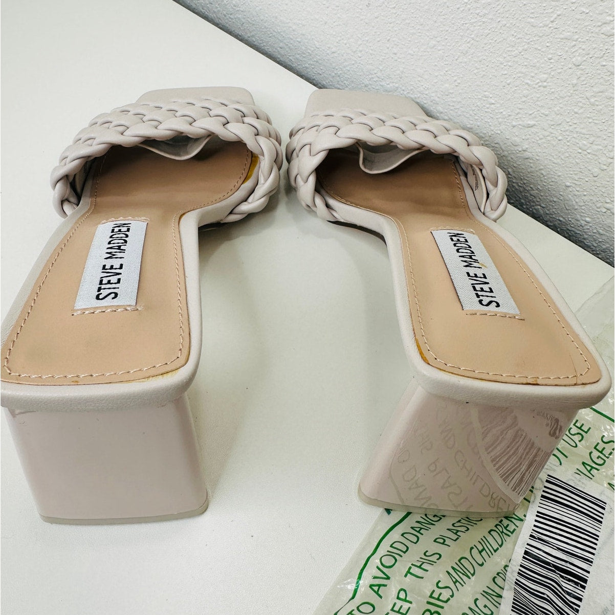 Steve Madden Bone Monte Carlo Slip On Triangle Heel Sandal 6