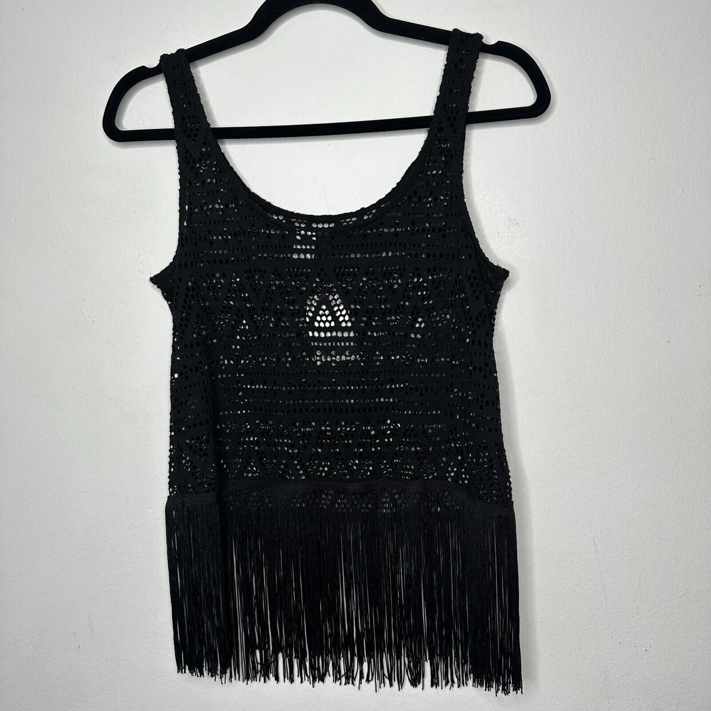 NWT H&M Black Open Crochet Tank Top With Fringe Hem Scoop Neck Sleeveless 4