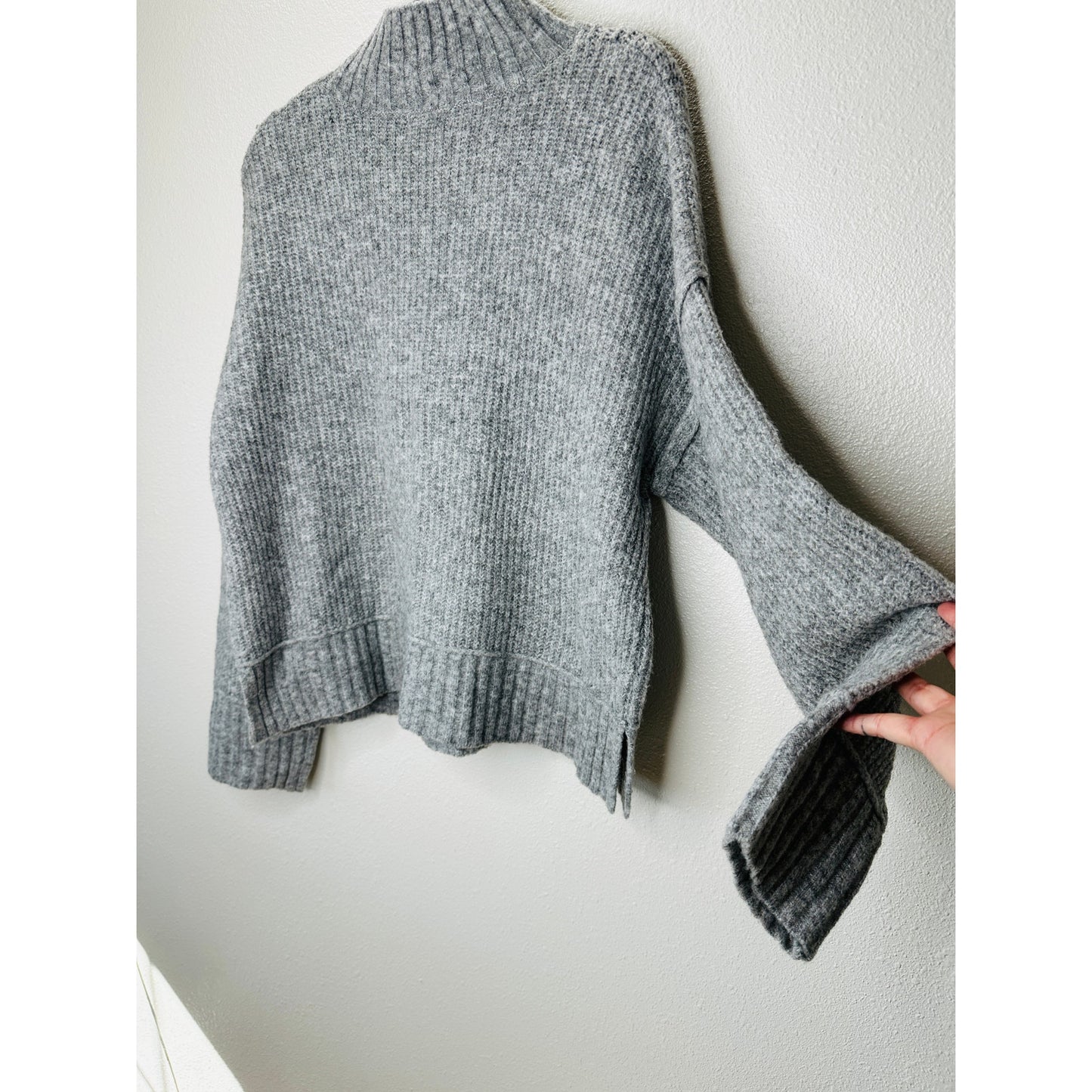 The Workshop Gray Keepin It Cozy Knit Boxy Long Sleeve Sweater M