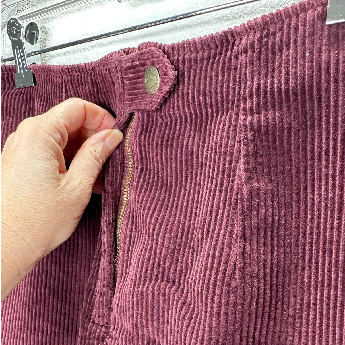 AG Adriano Goldschmied Plum Corduroy Front Pocket Back Zip Mini Skirt 25