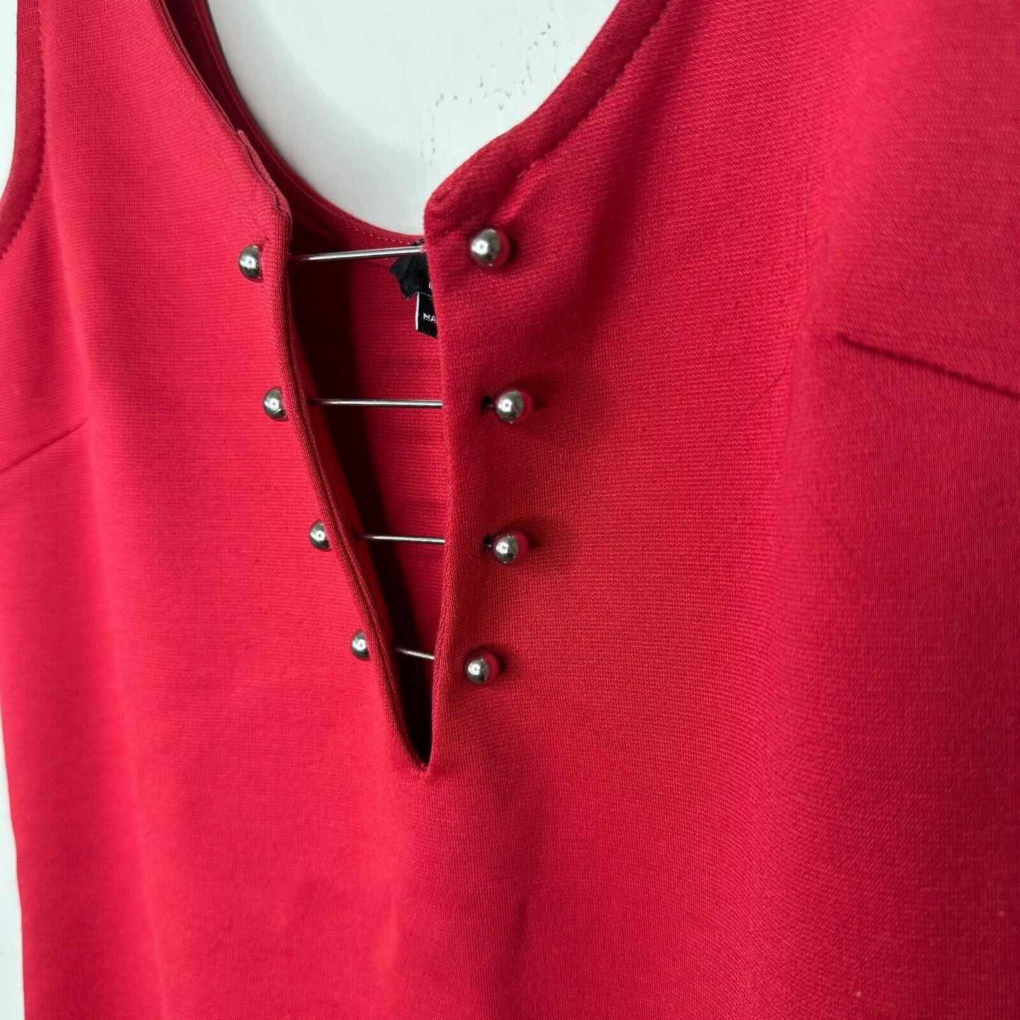 G by Guess Red Bodycon Silver Embellished V-Neck Sleeveless Mini Dress Small