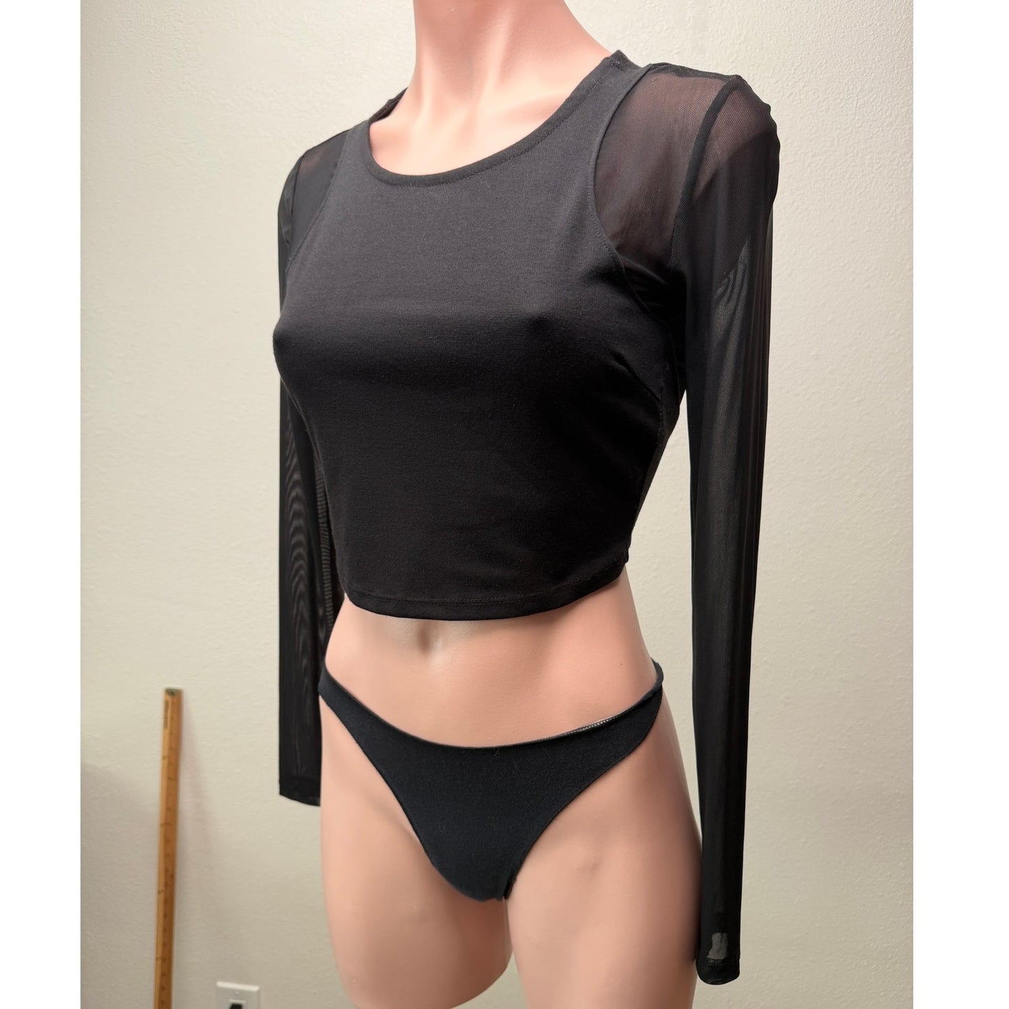 Forever 21 Black Mesh Long Sleeve Open Back Crop Top Size S