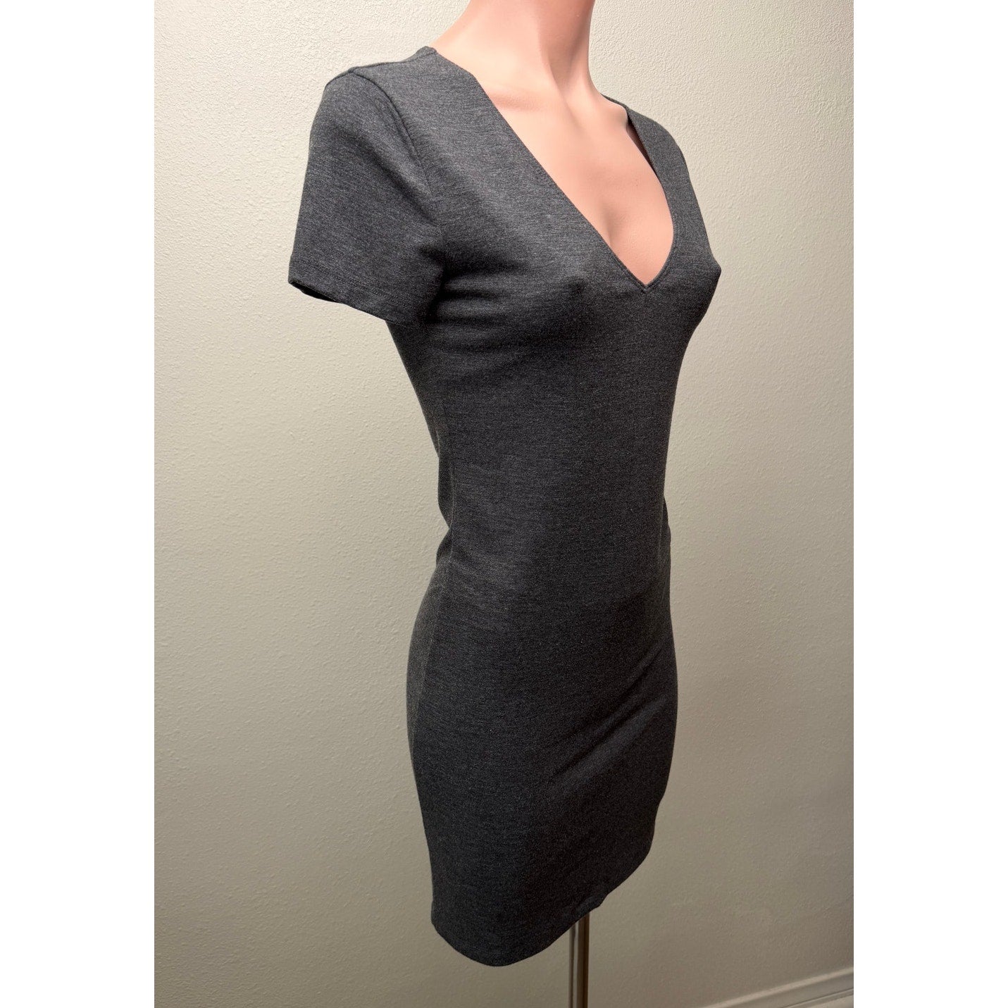 Forever 21 Dark Heather Gray V-Neck Bodycon T-Shirt Dress Medium