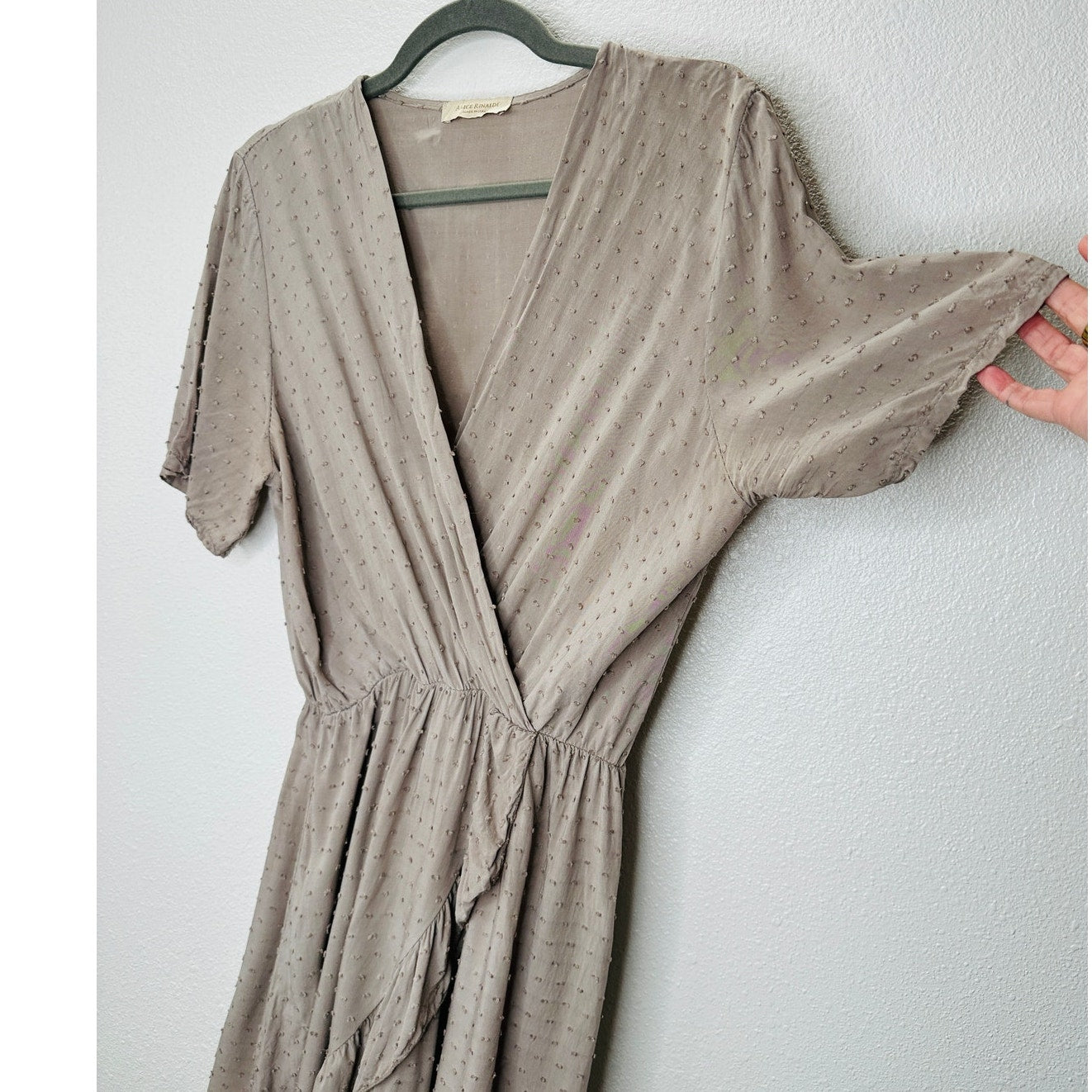 Alice Rinaldi Taupe Tonal Polka Dot Short Sleeve Faux Wrap Ruffle Dress M
