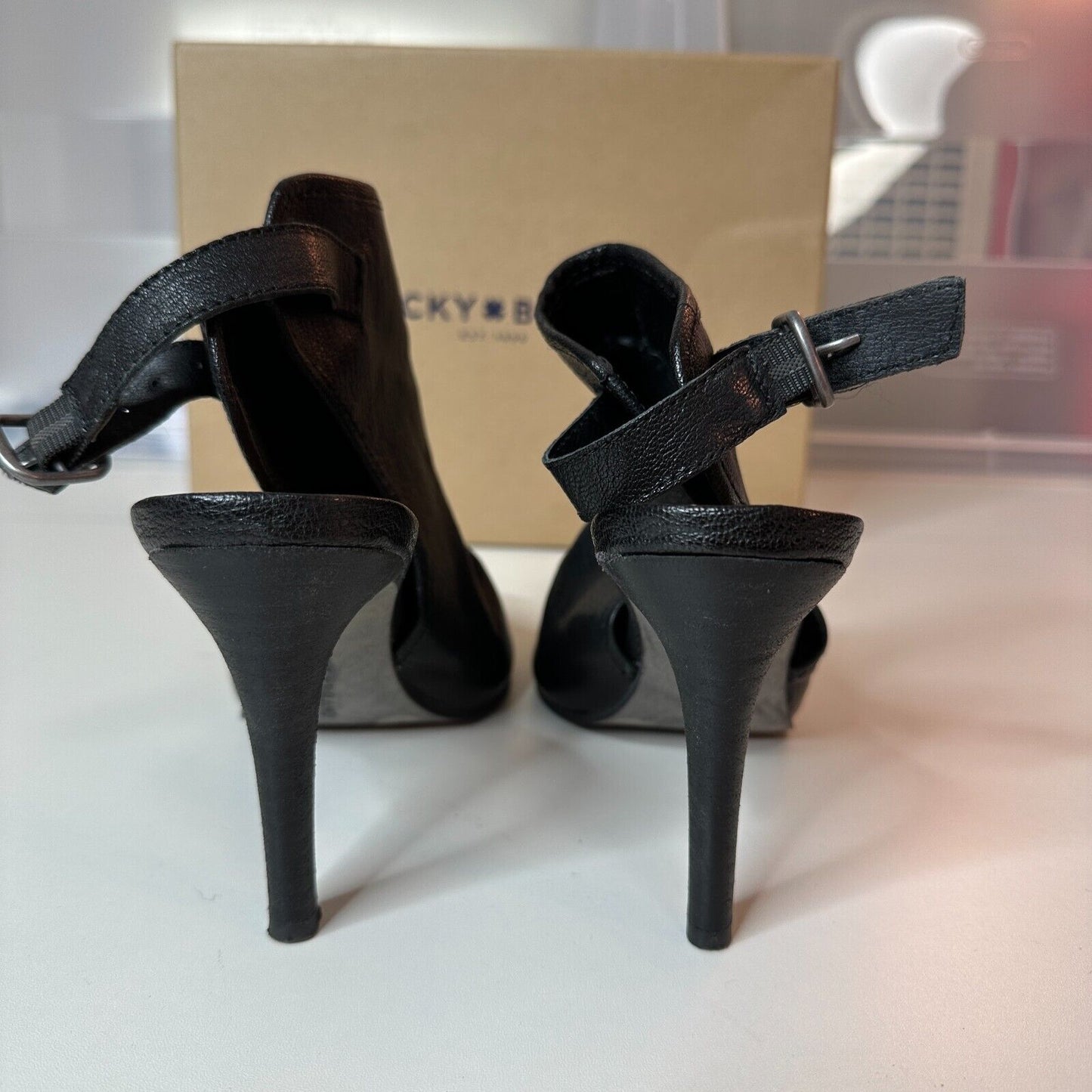 RARE Lucky Brand Ibiza Jet Black Pointed Toe Leather Ankle Strap Stiletto 7.5