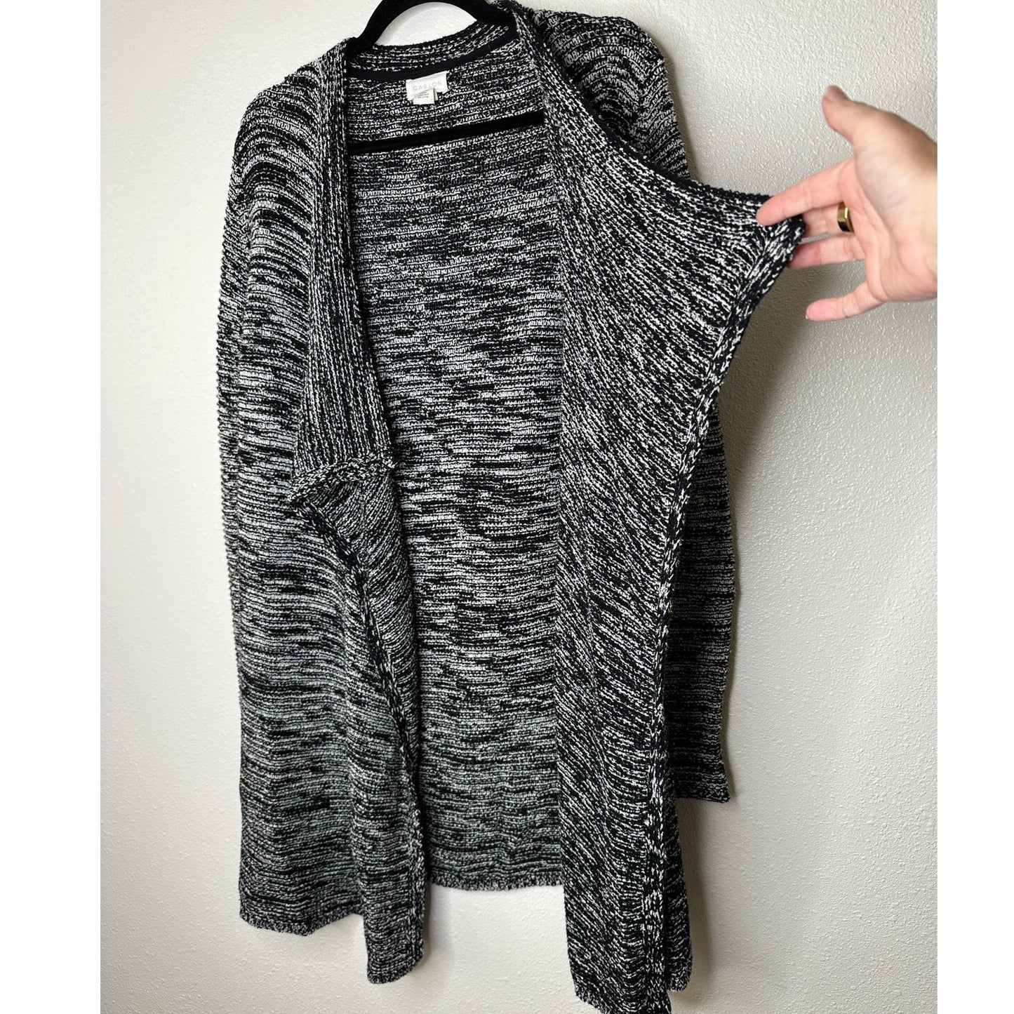 Caslon Black & White Burled Long Sleeve Long Line Cardigan Sweater S